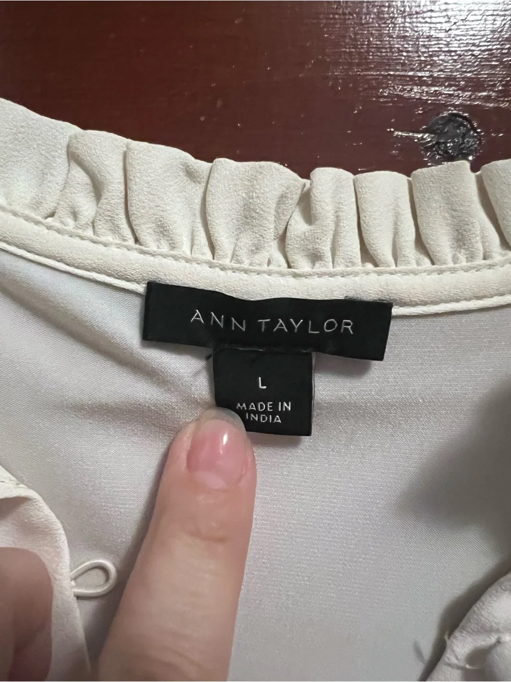 NWOT- Ann Taylor Cream Button-Front Puff Sleeve Blouse - Picture 3 of 4